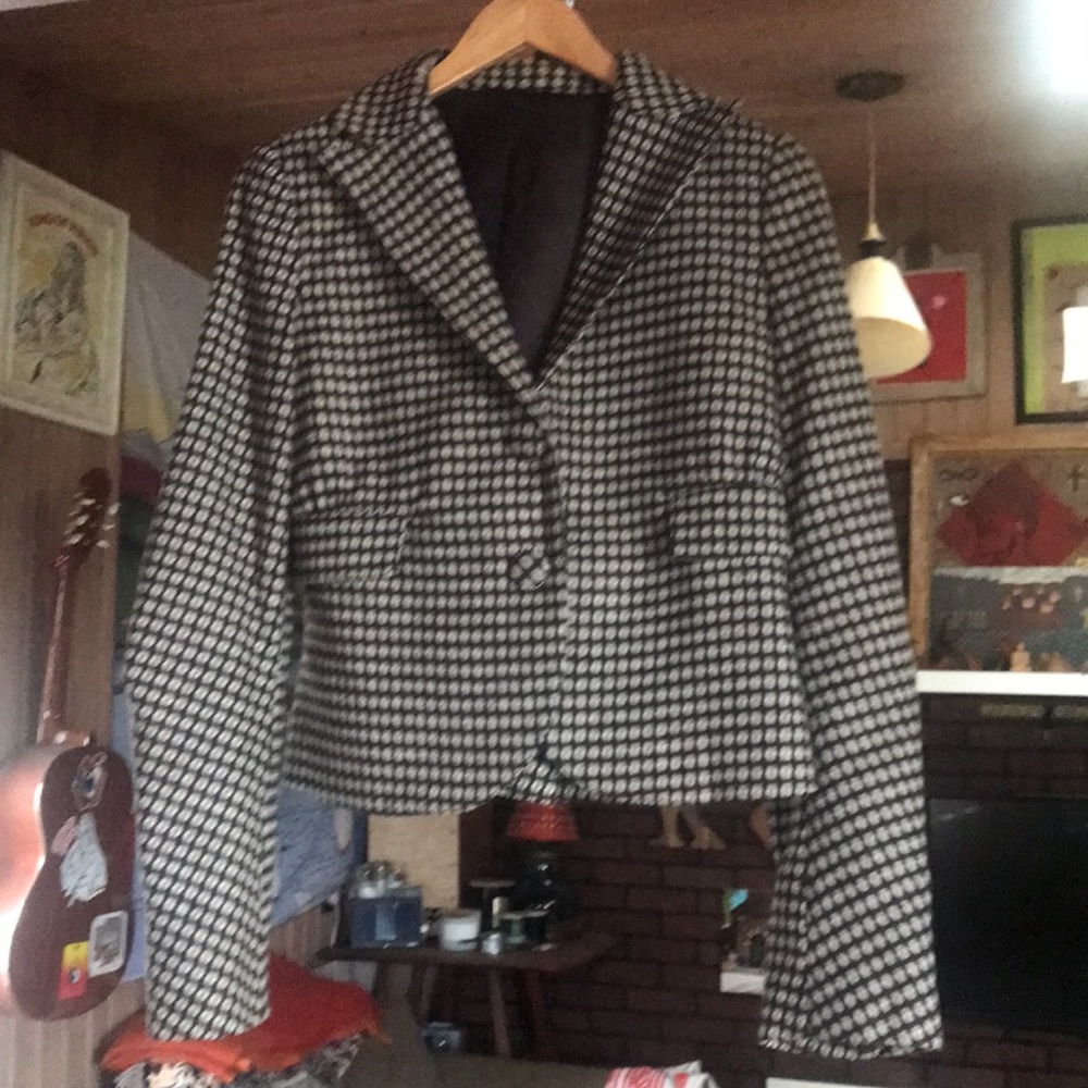 Atos Lombardini cropped brown geometric woven wool blazer made in Italy petite